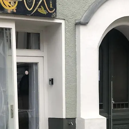 Pandoras Apartment