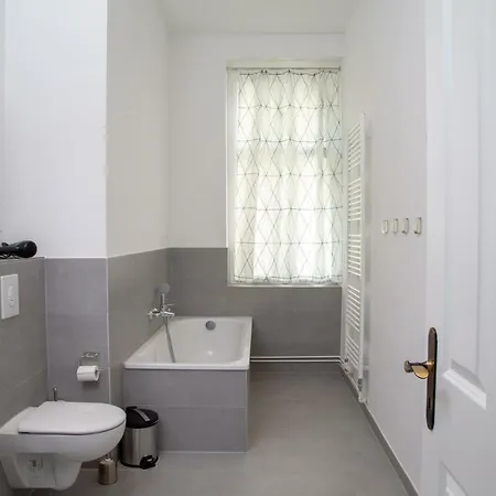 Apartament Pandoras *