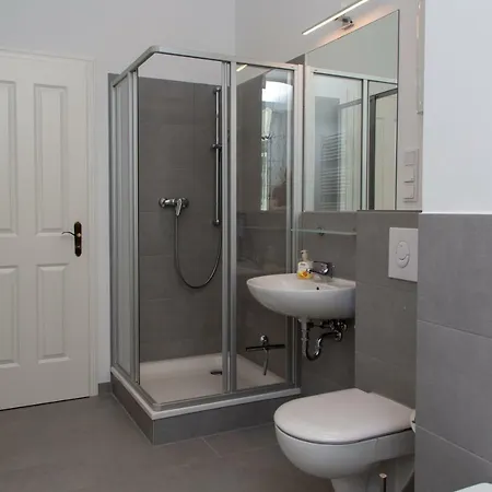 Pandoras Lägenhet *